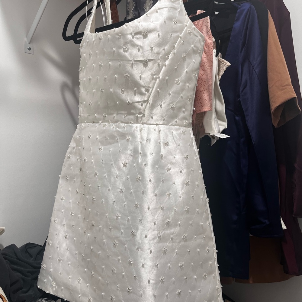 Elegant ivory  bridal mini Dress